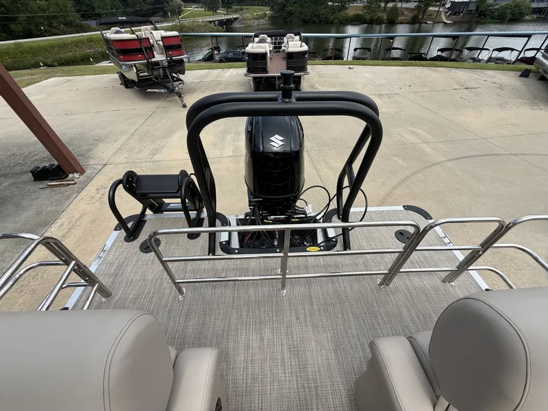 Slide: The Image of Bentley Pontoons Legacy Quad Swing Back 223 2026 - 11