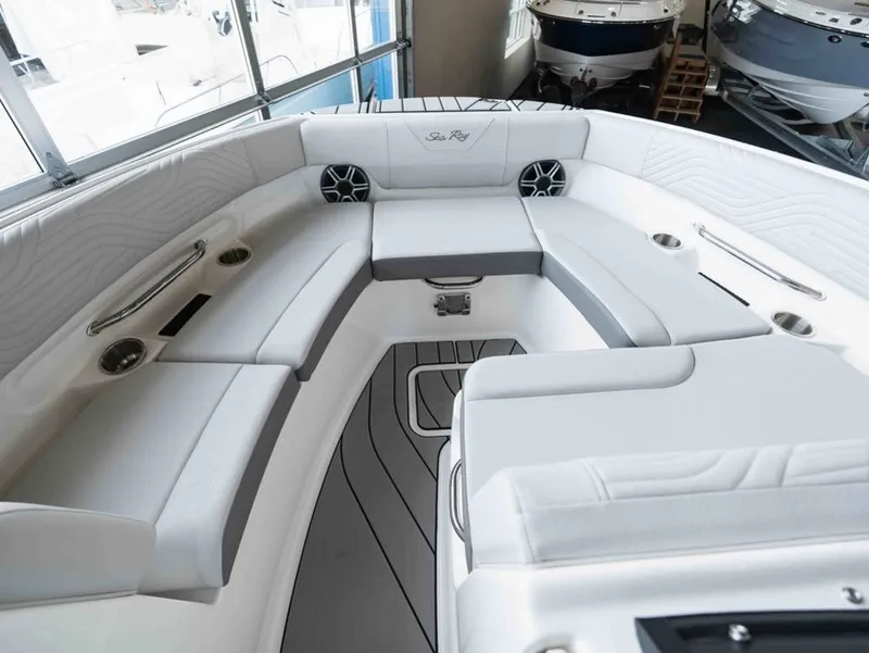 Slide: The Image of Sea Ray SDX 230 Surf 2026 - 13