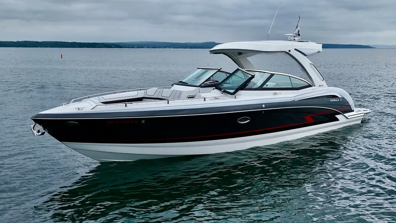 Slide: The Image of Formula 350 CBR 2024 - 21