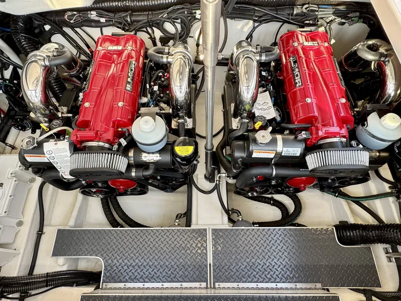 Slide: The Image of Formula 350 CBR 2024 - 4