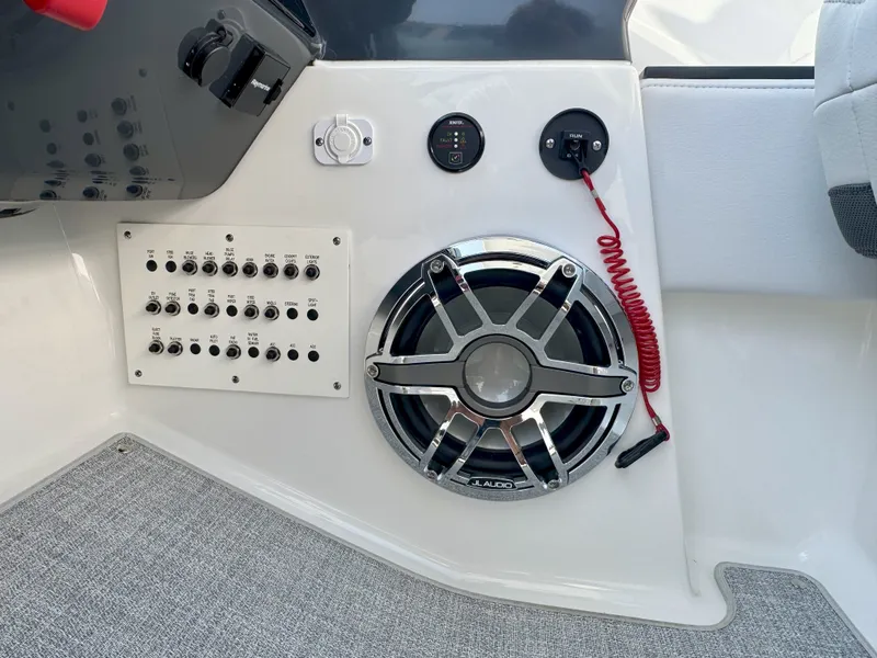 Slide: The Image of Formula 350 CBR 2024 - 48