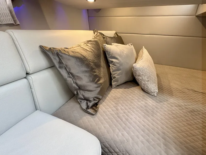 Slide: The Image of Formula 350 CBR 2024 - 67