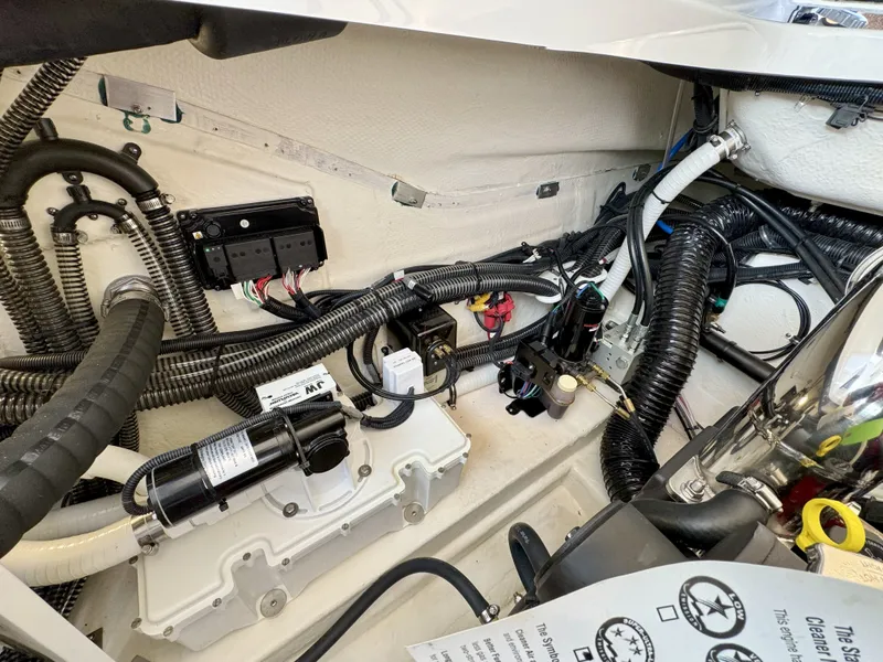 Slide: The Image of Formula 350 CBR 2024 - 80