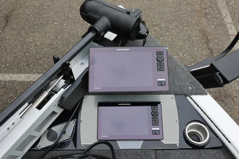 Slide: The Image of 2026 Lund 2075 Pro-V Bass XS boat with dual Humminbird fish finders. - 40