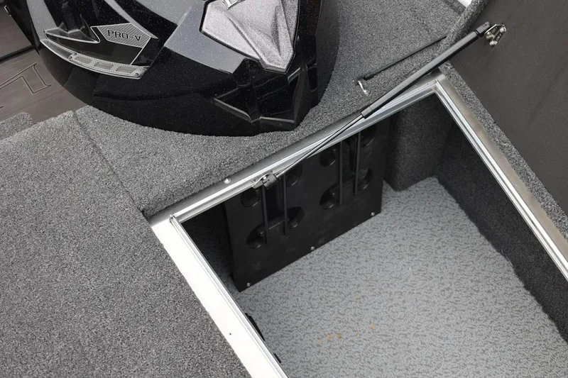 Slide: The Image of Lund 2075 Pro-V Bass XS 2026 - 50