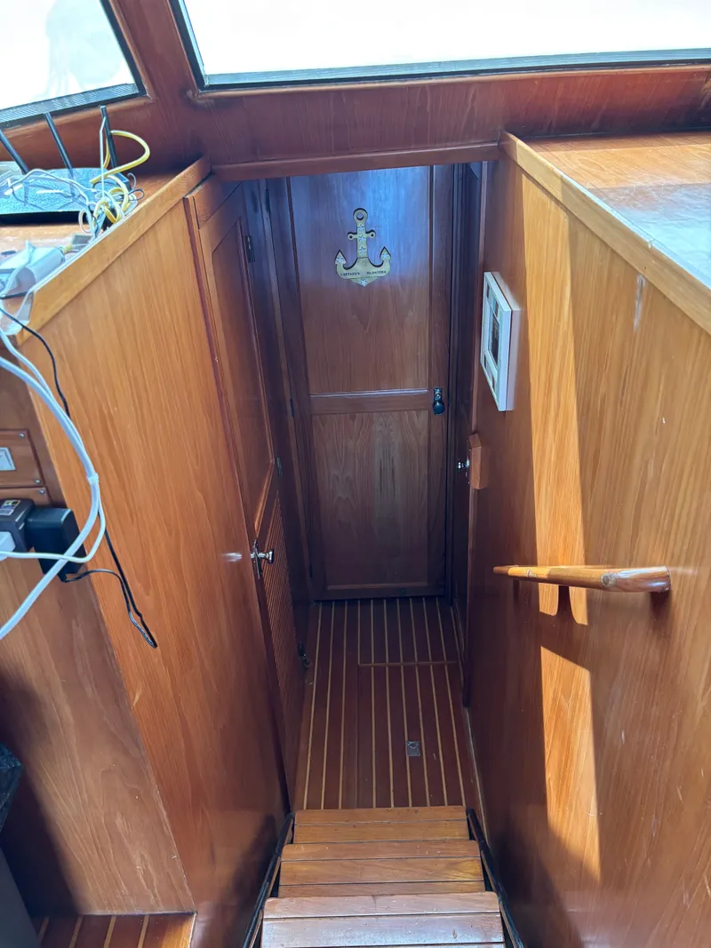 Slide: The Image of Symbol Sport Fisherman Cruiser 1986 - 17