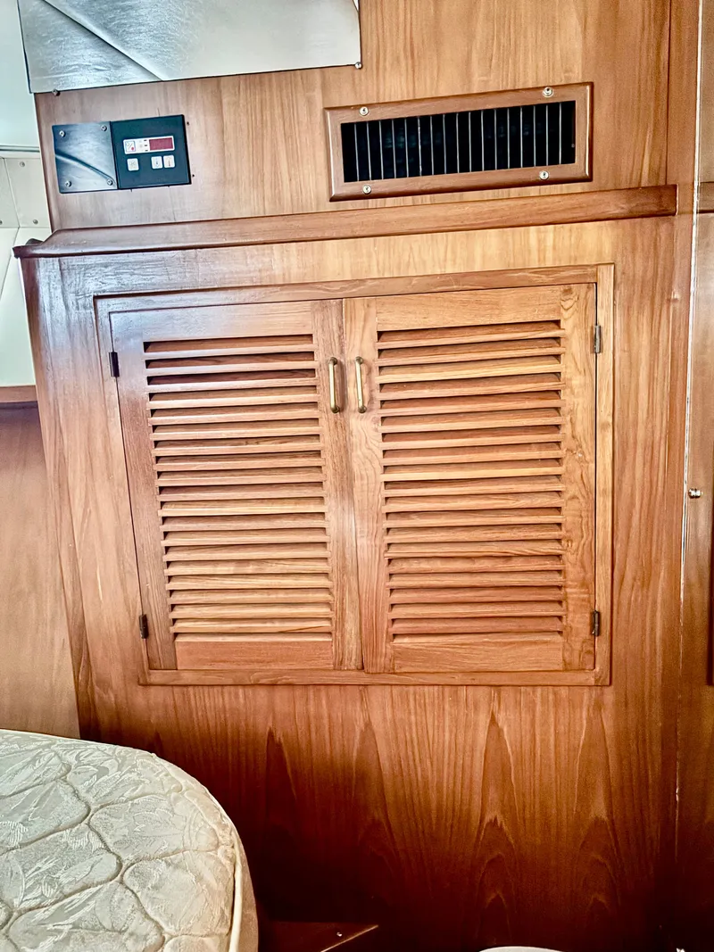 Slide: The Image of Symbol Sport Fisherman Cruiser 1986 - 24