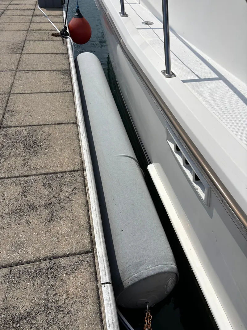 Slide: The Image of Symbol Sport Fisherman Cruiser 1986 - 26