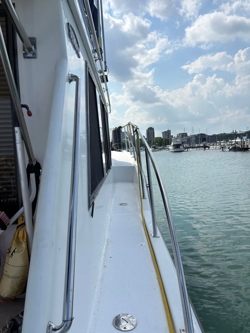 Slide: The Image of Symbol Sport Fisherman Cruiser 1986 - 28