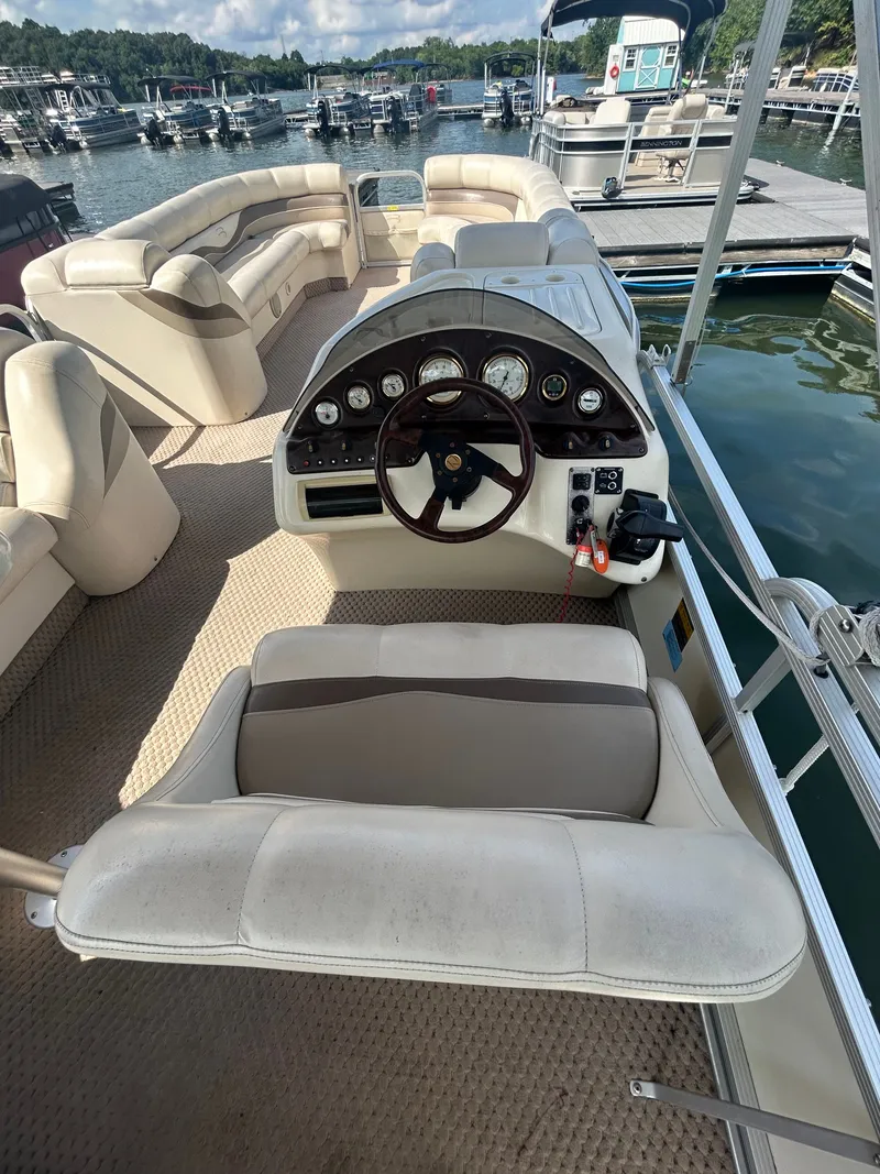 Slide: The Image of Bennington 2575 RLX 2002 - 16