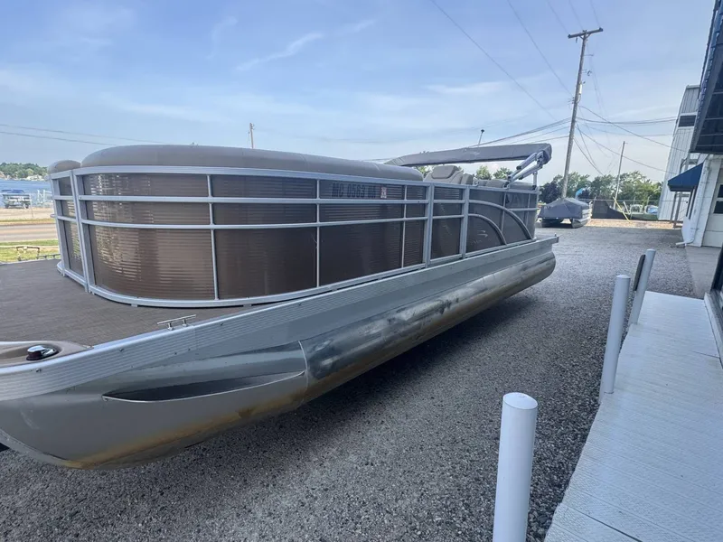 Slide: The Image of Bennington 22 SSRX 2017 - 6