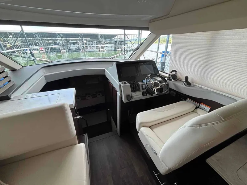 Slide: The Image of Regal 42 Grande Coupe 2020 - 10