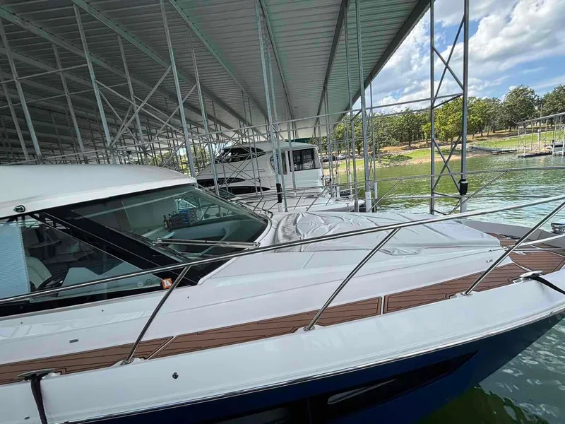 Slide: The Image of Regal 42 Grande Coupe 2020 - 4