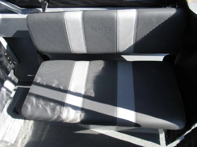 Slide: The Image of Hewescraft 200 Sportsman 2025 - 15