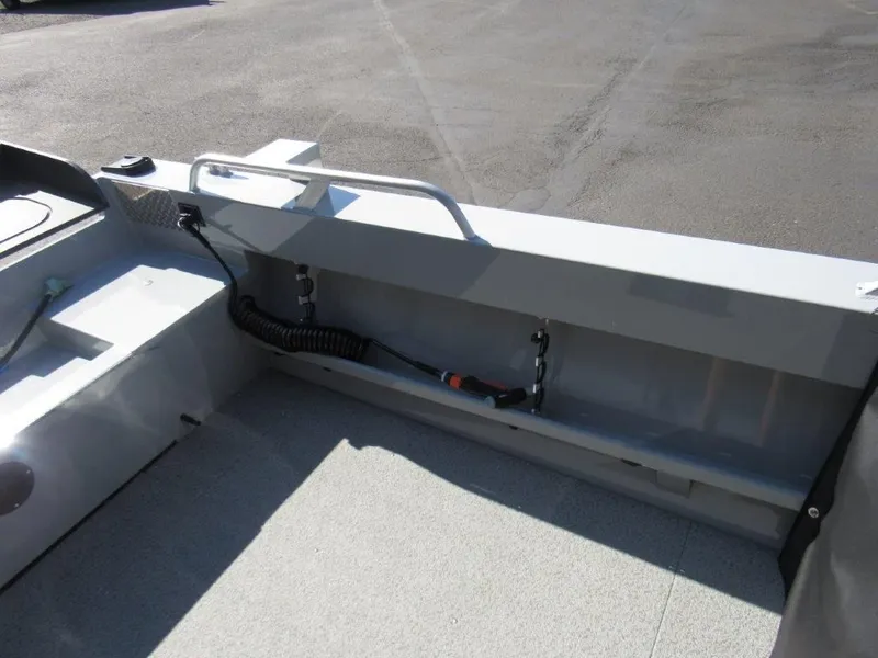 Slide: The Image of Hewescraft 200 Sportsman 2025 - 9