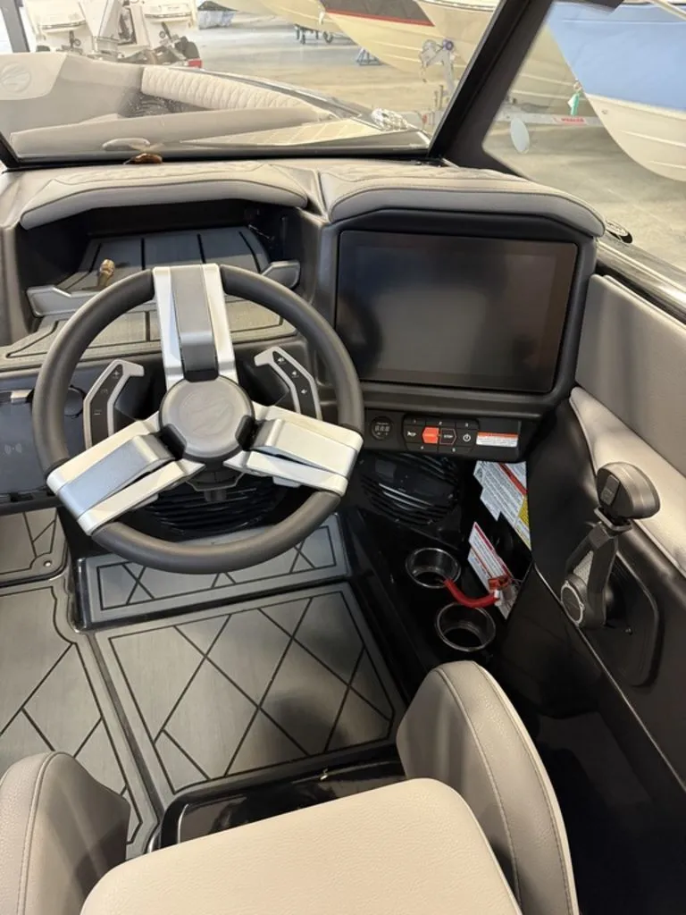 Slide: The Image of Tigé Z5 2025 - 7