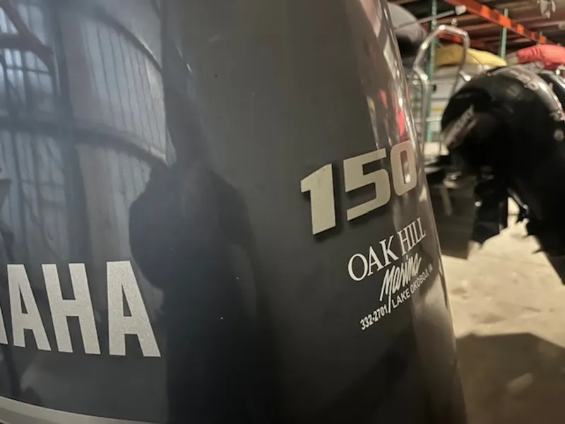 Slide: The Image of Bennington 24 SLX3 2015 - 2