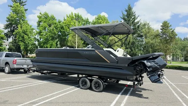 Slide: The Image of Manitou 26 Explore 6' Max Deck With Dual 150Hp Motors 2025 - 10