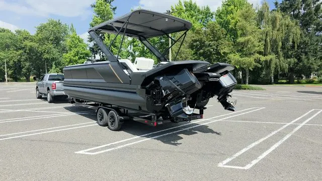 Slide: The Image of Manitou 26 Explore 6' Max Deck With Dual 150Hp Motors 2025 - 12