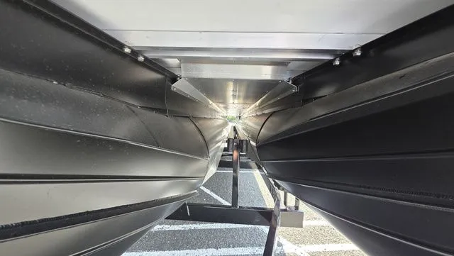 Slide: The Image of Manitou 26 Explore 6' Max Deck With Dual 150Hp Motors 2025 - 21