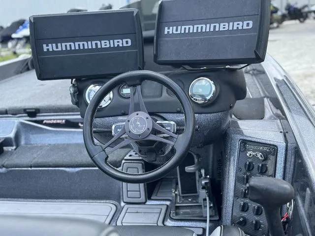 Slide: The Image of Phoenix Bass Boats 21 PHX 2021 - 14