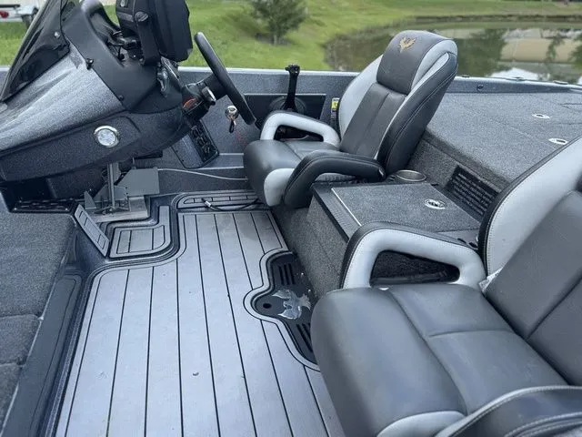 Slide: The Image of Phoenix Bass Boats 21 PHX 2021 - 21