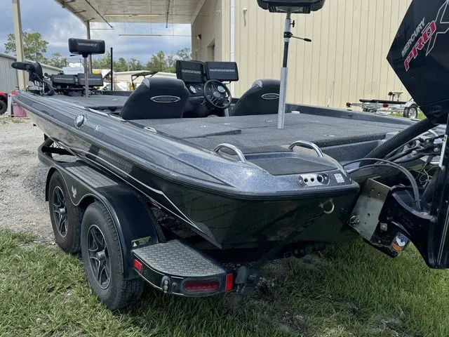 Slide: The Image of Phoenix Bass Boats 21 PHX 2021 - 5