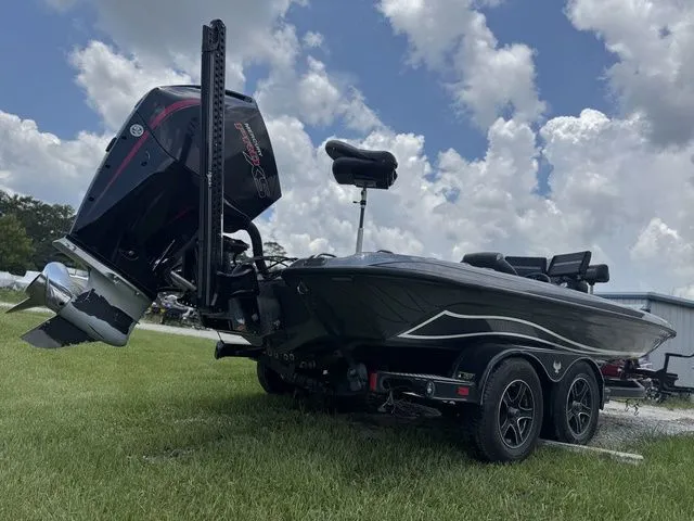 Slide: The Image of Phoenix Bass Boats 21 PHX 2021 - 7