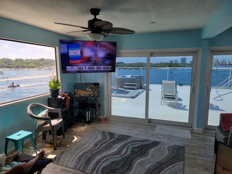 Slide: The Image of Interior of a 2003 custom floating home with waterfront views and modern amenities. - 46