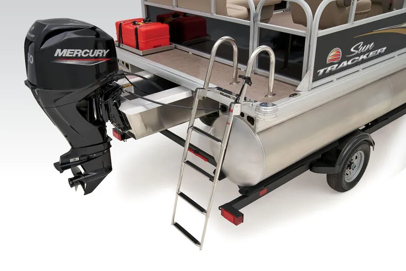 Slide: The Image of Sun Tracker Party Barge 16 DLX 2025 - 40