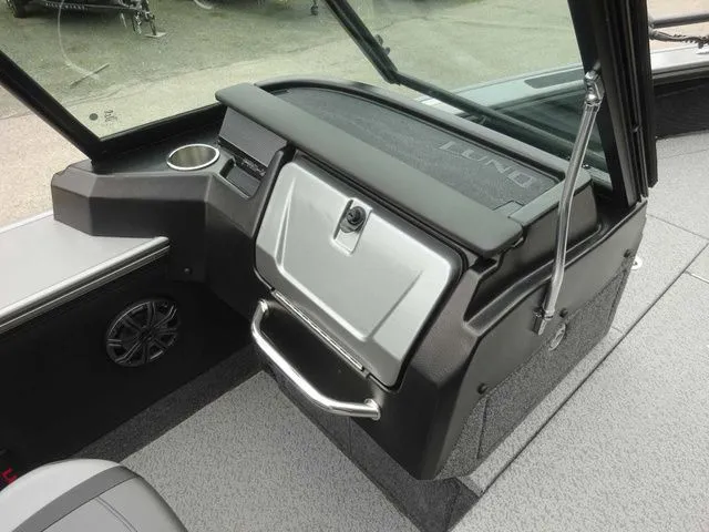 Slide: The Image of Lund 1875 Pro-V Sport 2024 - 15