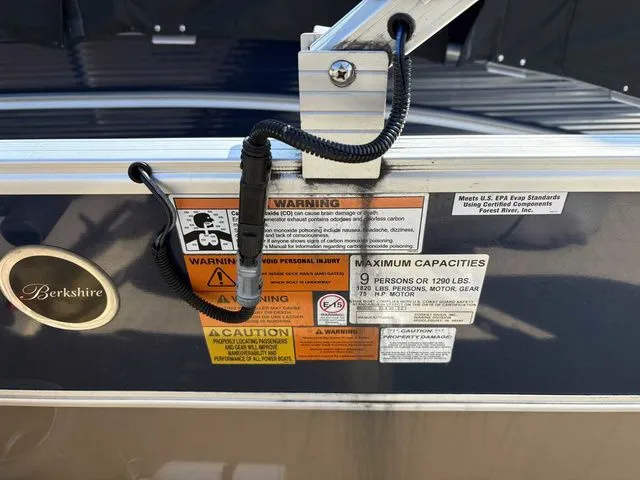 Slide: The Image of Berkshire 20cl 2016 - 11