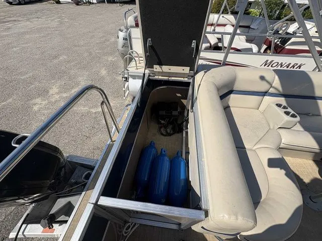 Slide: The Image of Berkshire 20cl 2016 - 7