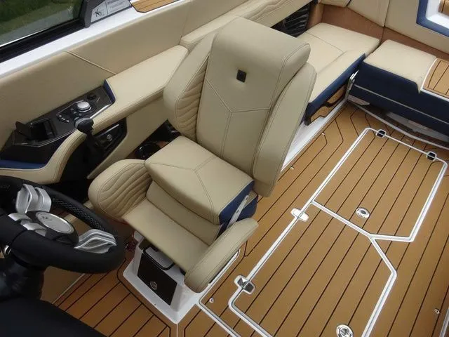 Slide: The Image of Nautique G23 2026 - 11