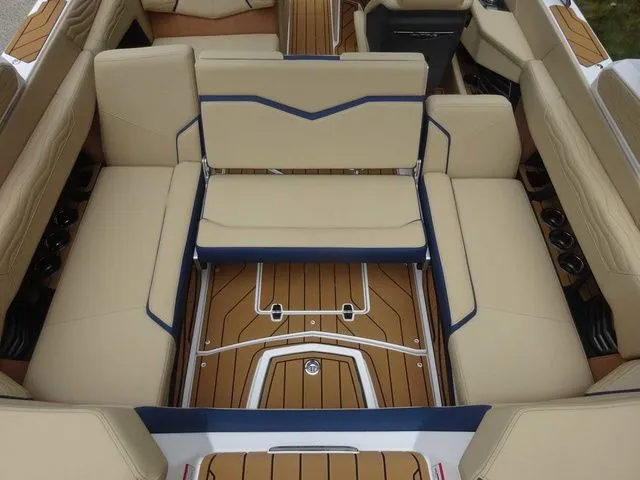 Slide: The Image of Nautique G23 2026 - 8