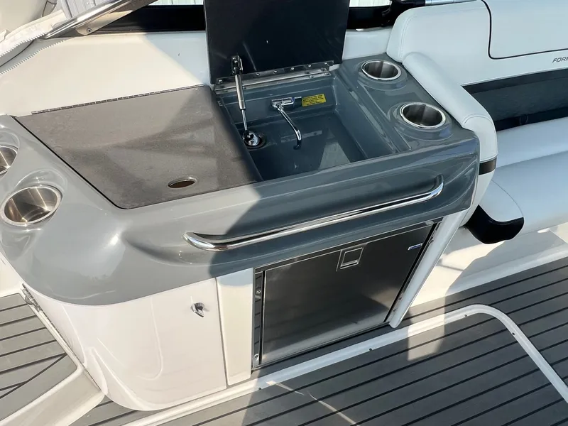 Slide: The Image of 2014 Formula 310 SS 15 - 15