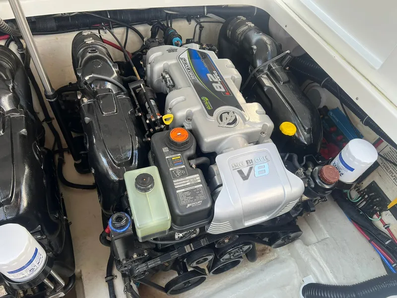 Slide: The Image of 2014 Formula 310 SS 28 - 28