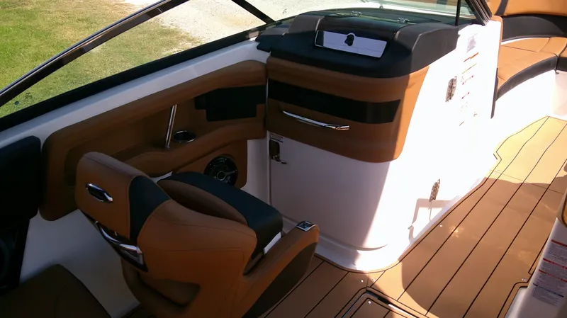 Slide: The Image of Chaparral 28 Surf 2026 - 13