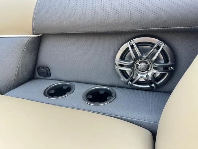 Slide: The Image of Interior of 2025 Viaggio Lago X-F with speaker and cup holders. - 25