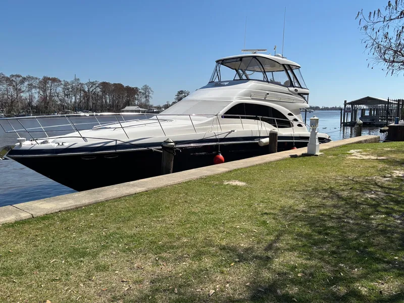 Slide: The Image of Sea Ray 550 Sedan Bridge 2005 - 3