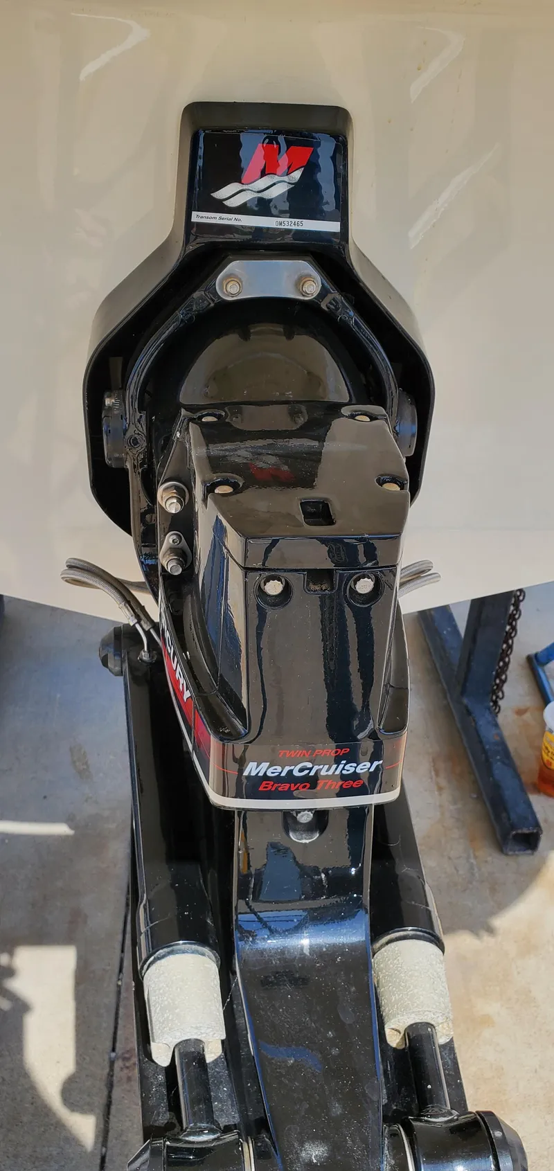 Slide: The Image of MerCruiser Bravo Three outdrive on 2003 Wellcraft 2400 Martinique boat. - 7