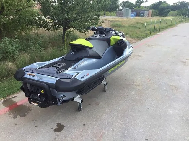Slide: The Image of Sea-Doo RXP-X 325 2025 - 12