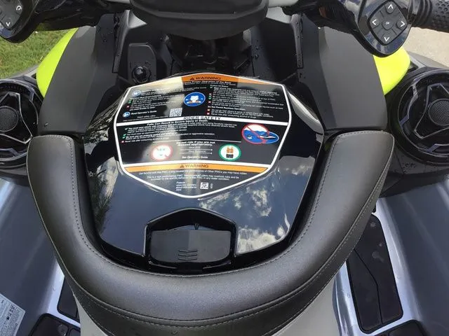 Slide: The Image of Sea-Doo RXP-X 325 2025 - 4