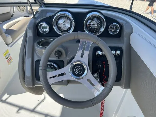 Slide: The Image of Crownline Boats 19 XS 2019 - 8