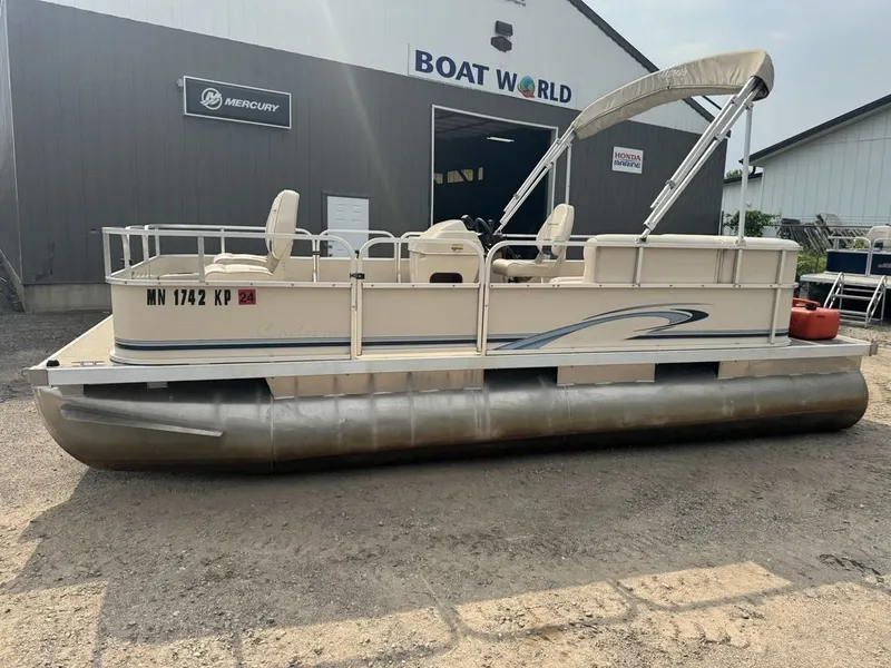 Slide: The Image of Weeres Cadet Fish 18' & Mercury 4-Stroke 2010 - 16