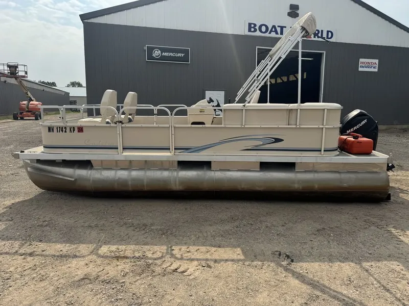 Slide: The Image of Weeres Cadet Fish 18' & Mercury 4-Stroke 2010 - 17