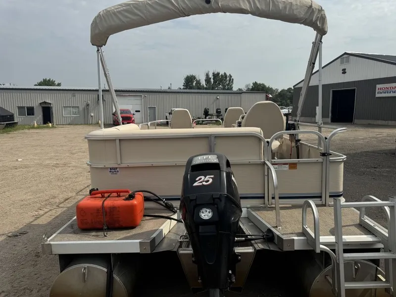 Slide: The Image of Weeres Cadet Fish 18' & Mercury 4-Stroke 2010 - 20