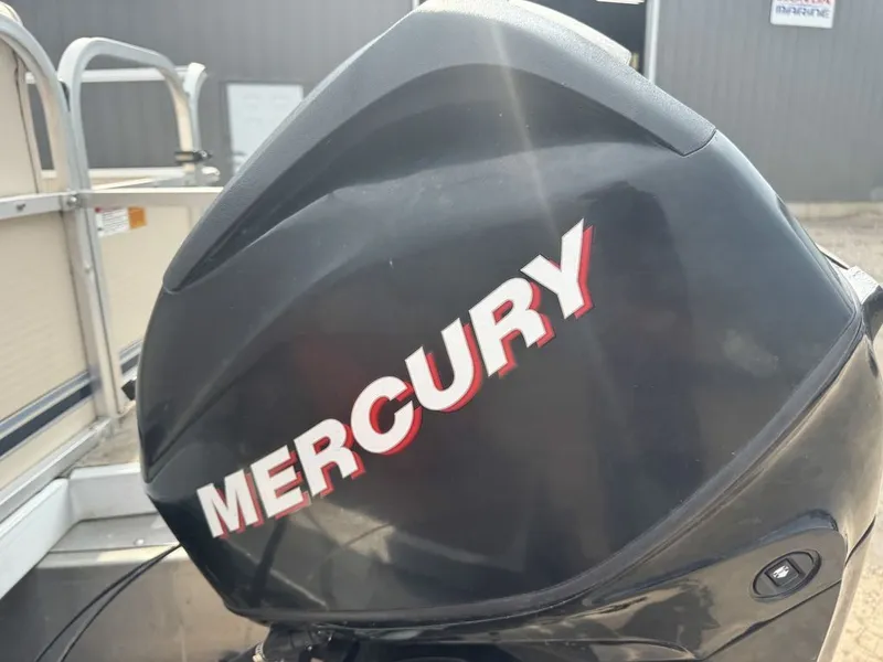 Slide: The Image of Weeres Cadet Fish 18' & Mercury 4-Stroke 2010 - 22