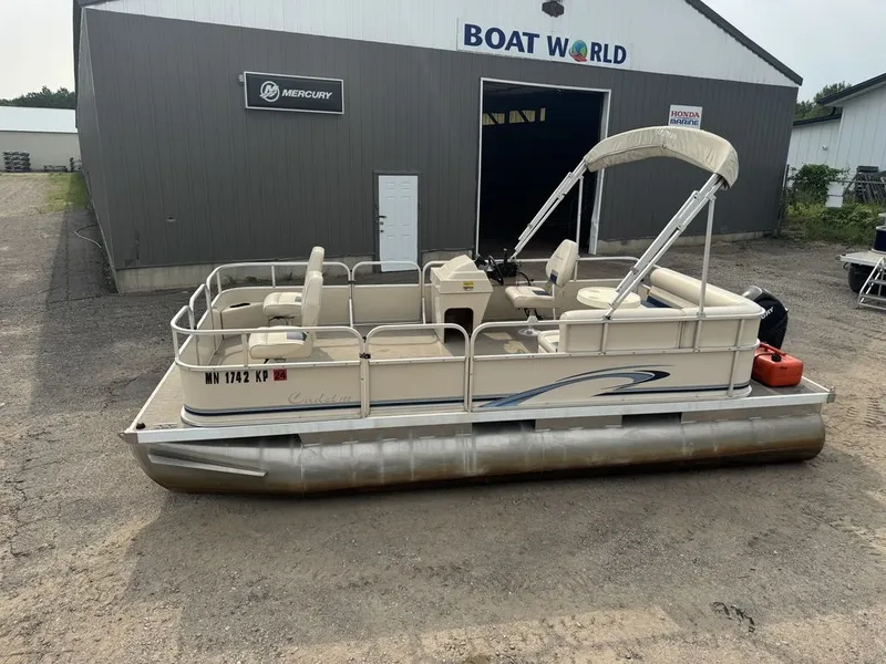 Slide: The Image of Weeres Cadet Fish 18' & Mercury 4-Stroke 2010 - 3