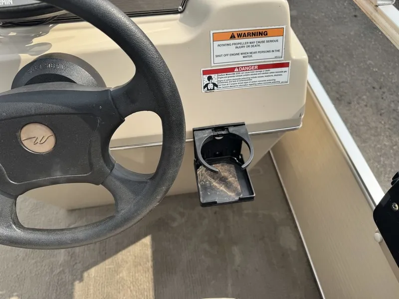 Slide: The Image of Weeres Cadet Fish 18' & Mercury 4-Stroke 2010 - 36